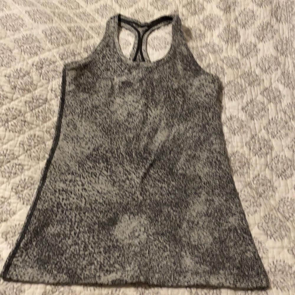 Lululemon tank top